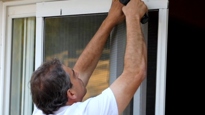 Seamless Comfort Starts with In-Home Screen Door Installation in Rancho Peñasquitos