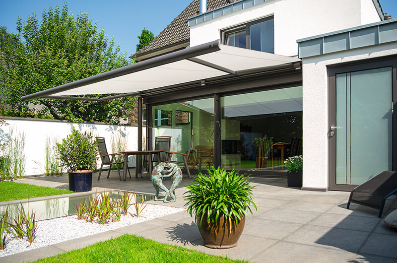 Retractable Awnings in San Diego for Cooler, More Comfortable Outdoor Living