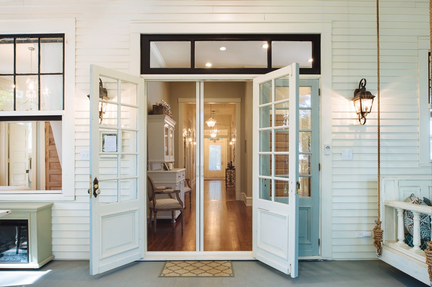 Why Double Retractable Screen Doors in Clairemont Are Perfect for Wide Door Openings