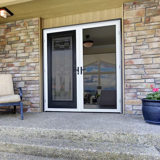 Expert Retractable Screen Door Replacement in San Marcos