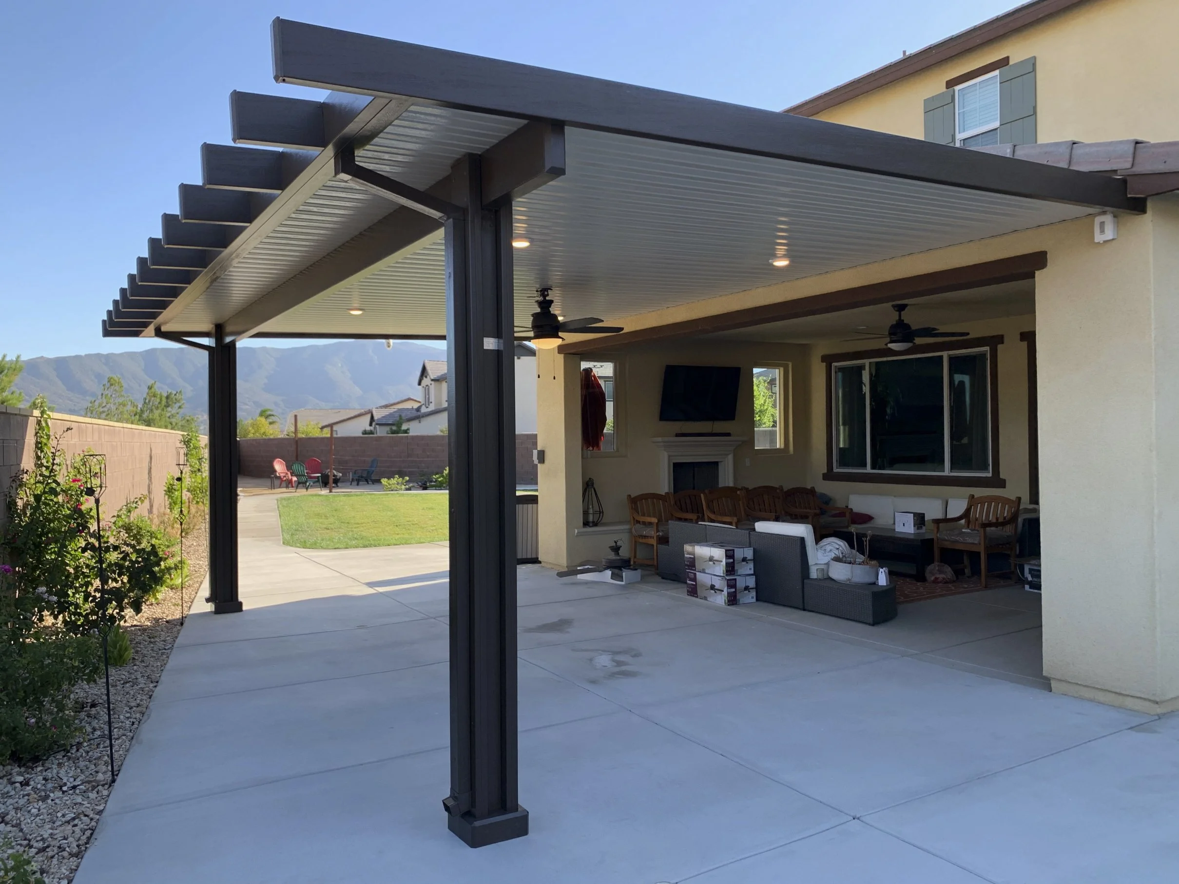 Patio Covers Installation in Cardiff: Design an Outdoor Space That Works